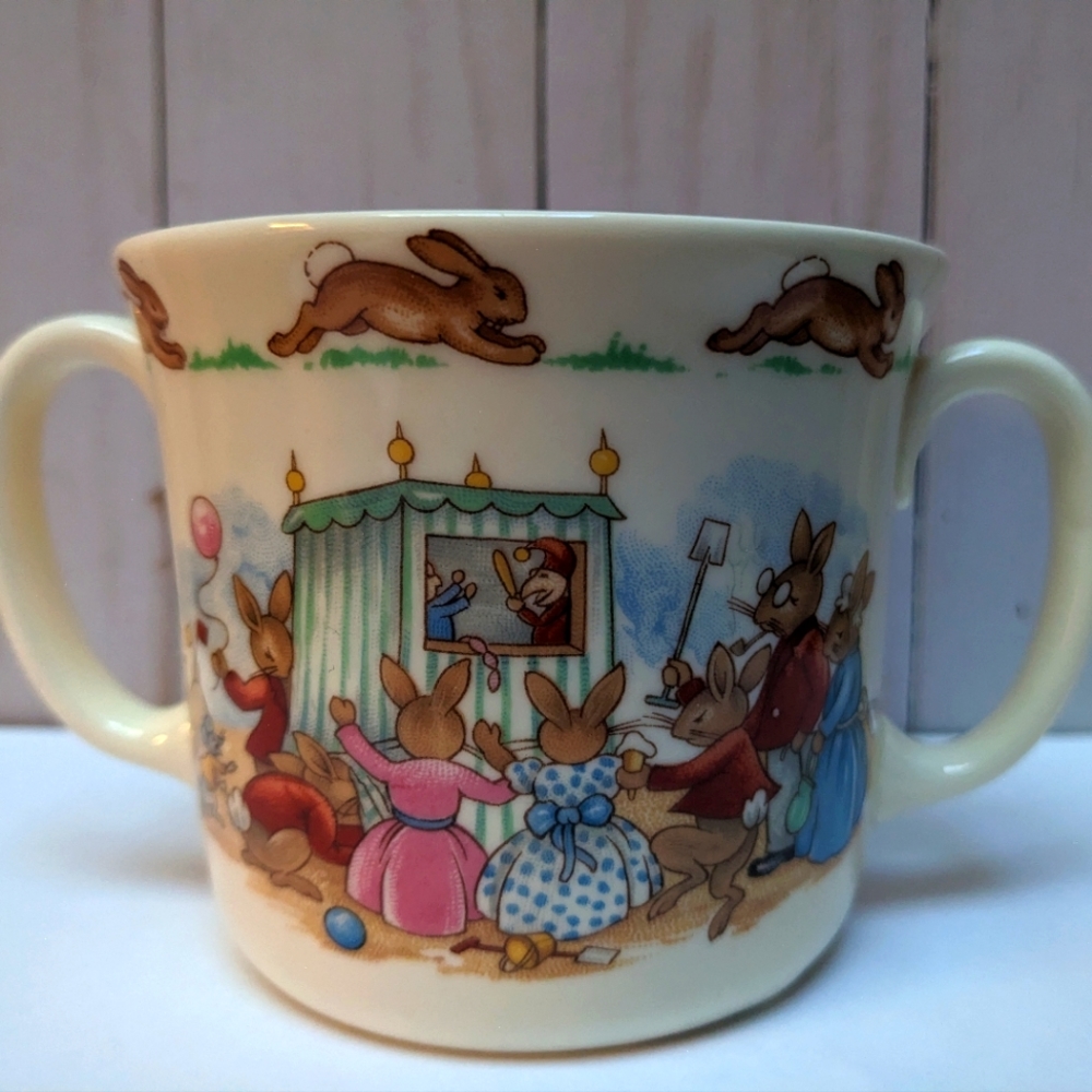 1984 Royal Doulton Bunnykins double handle child's cup Made in England